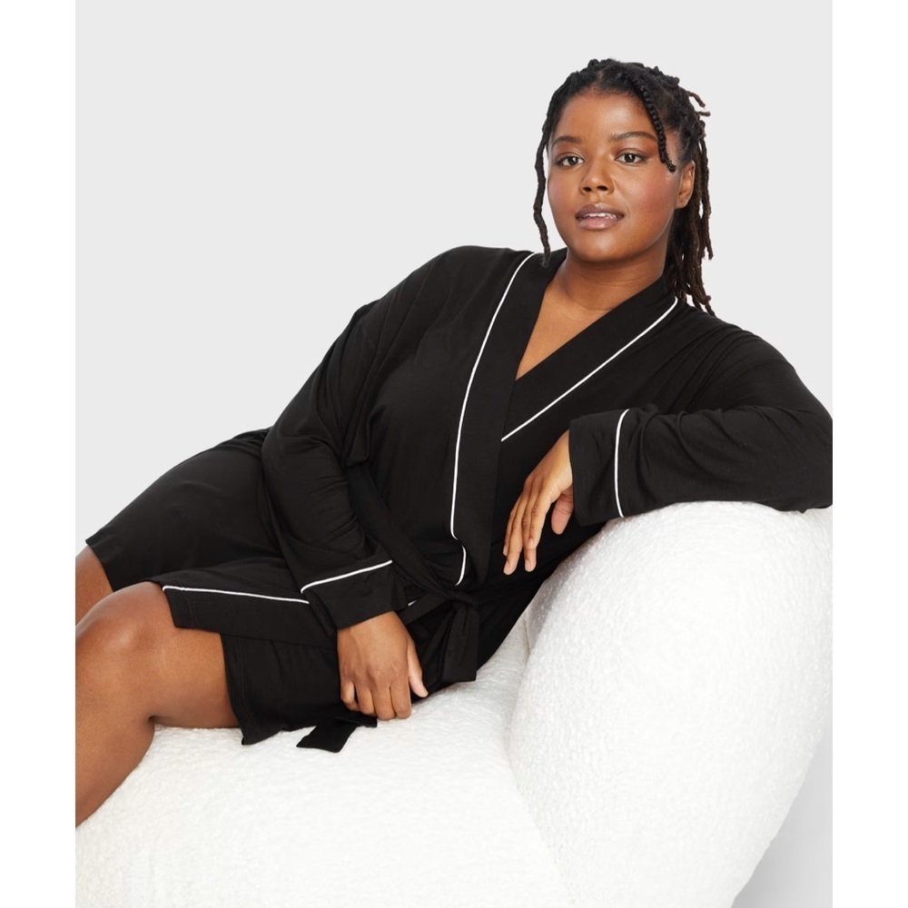 Women's Robe NWT - Picture 2 of 2